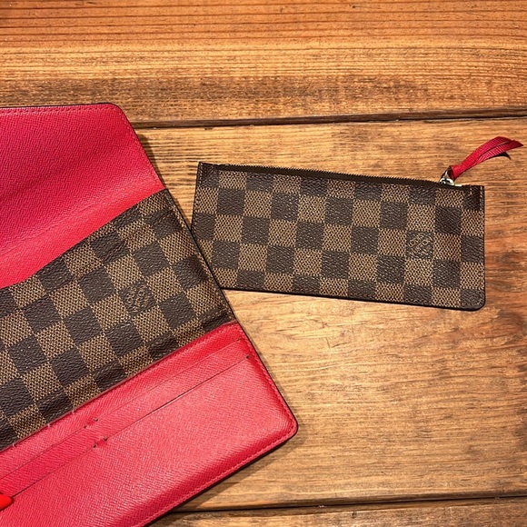 AUTHENTIC Louis Vuitton wallet - Picture 3 of 6